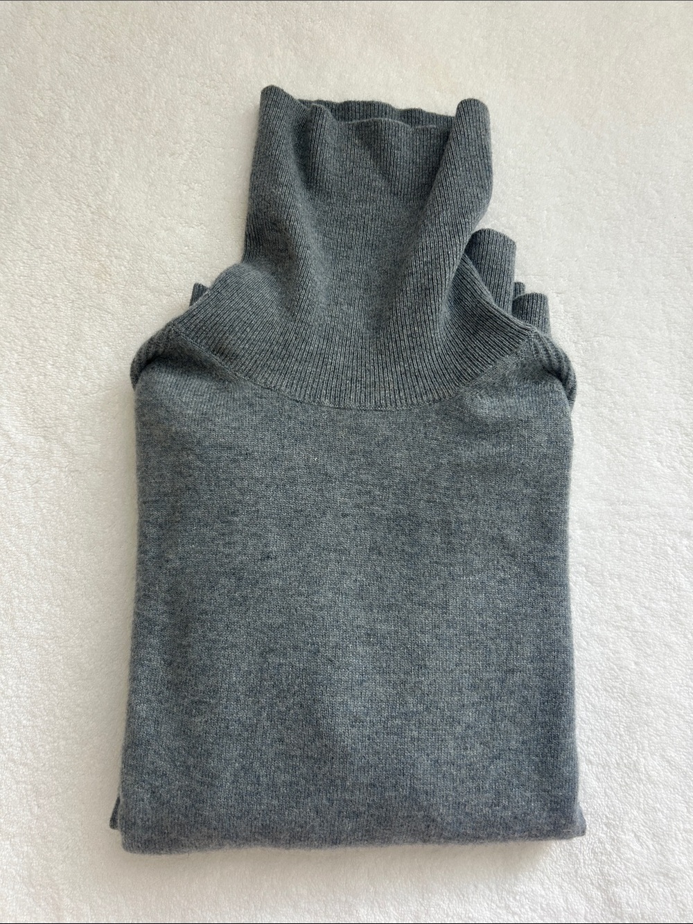 J CREW CASHMERE BLUE SWEATER